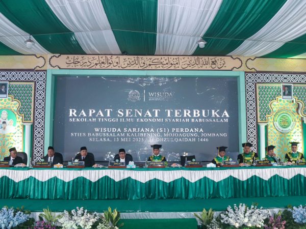 STIES Babussalam Jombang Gelar Rapat Senat Terbuka dan Wisuda, Hadirkan Tokoh Nasional dan Daerah